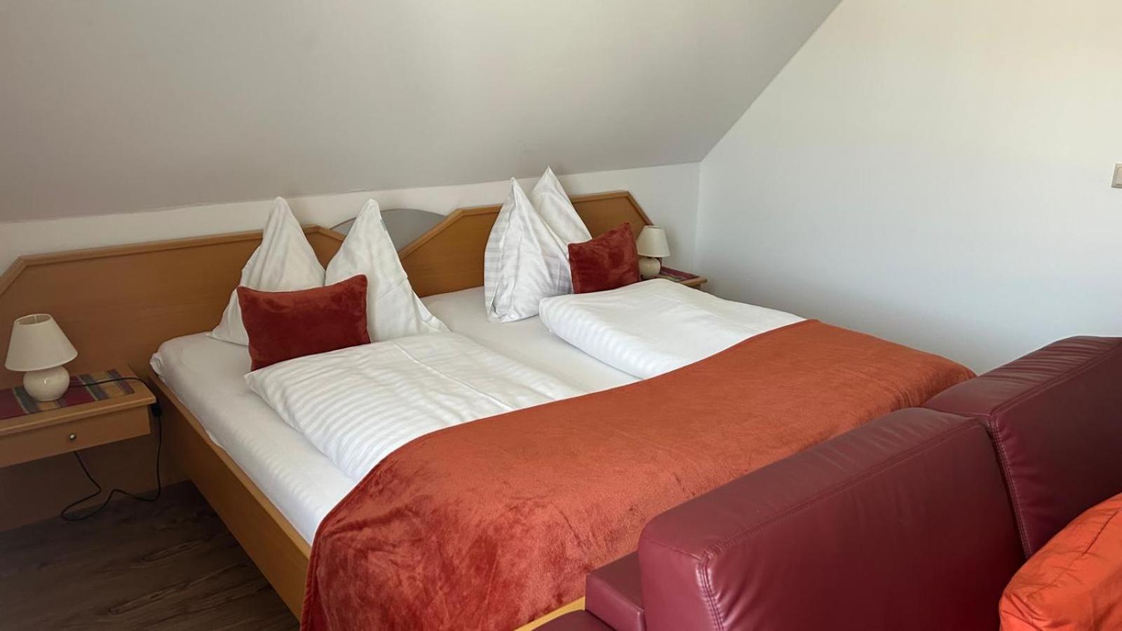 Gaestehaus Freitag Das Kleine Hotel Sankt Georgen im Lavanttal Dış mekan fotoğraf