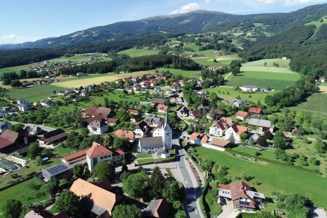 Gaestehaus Freitag Das Kleine Hotel Sankt Georgen im Lavanttal Dış mekan fotoğraf